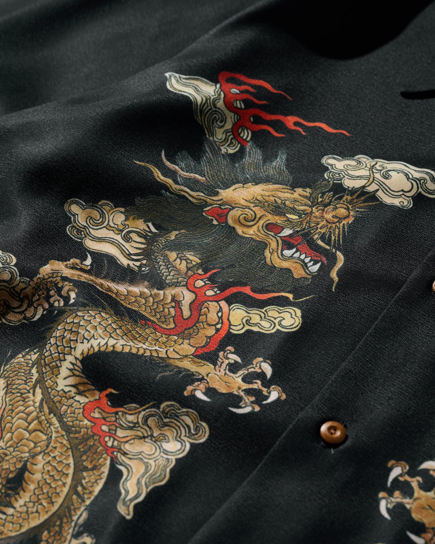 DOUBLE DRAGON OVERPRINT CREPE SHIRT / BLACK
