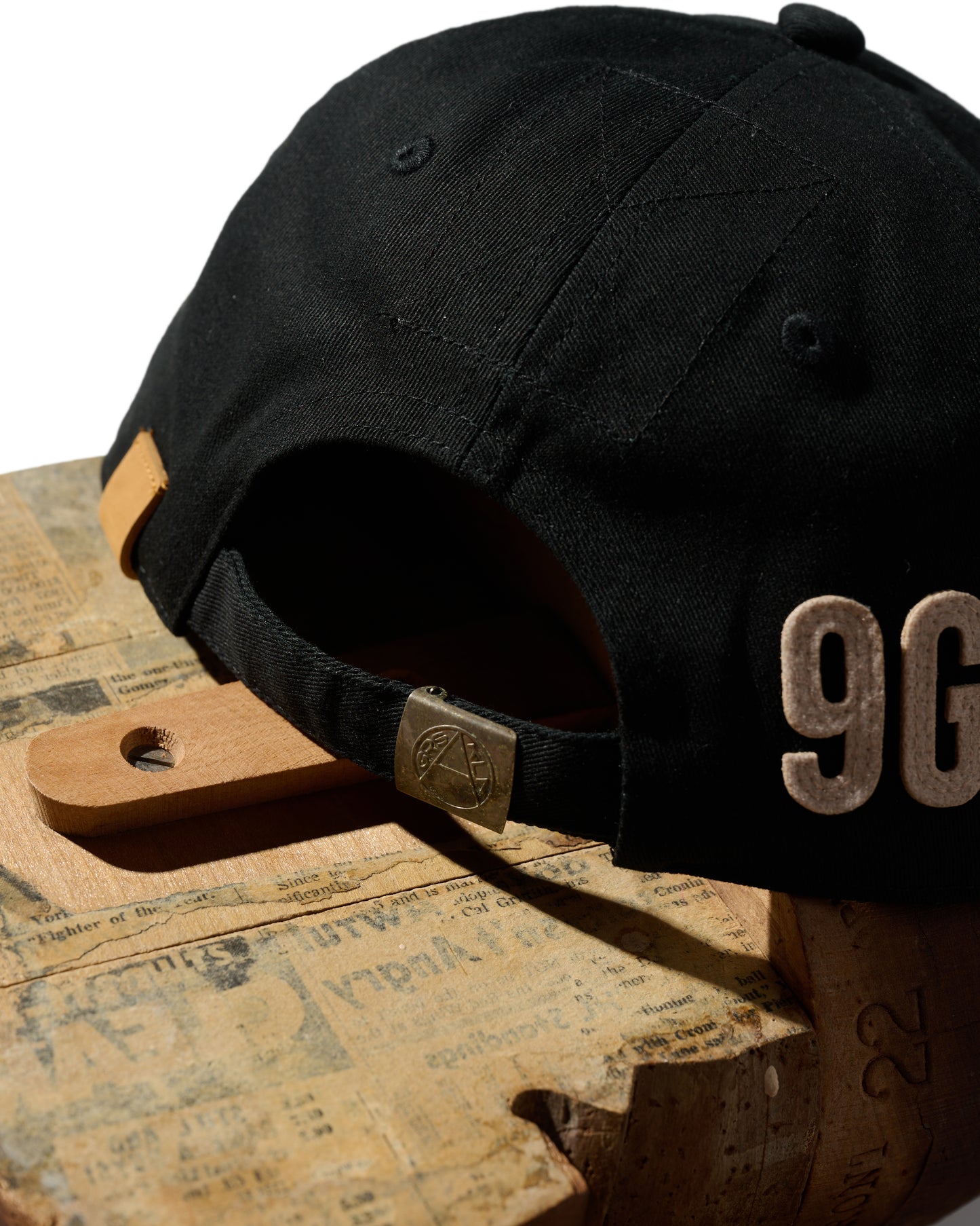 9GAG x GRS crew cap - Icon Cap