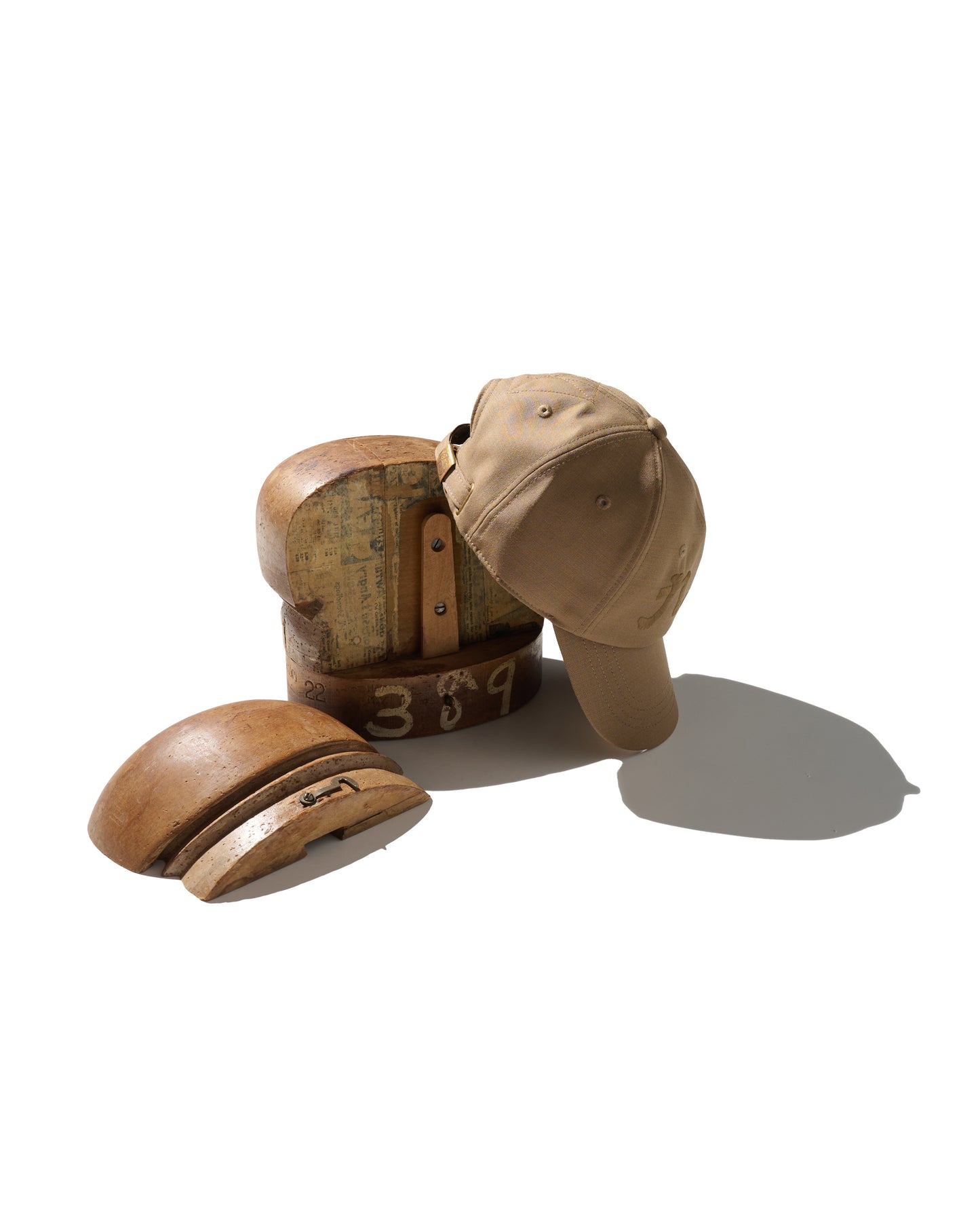 KOWLOON TWEED CAP / TAN