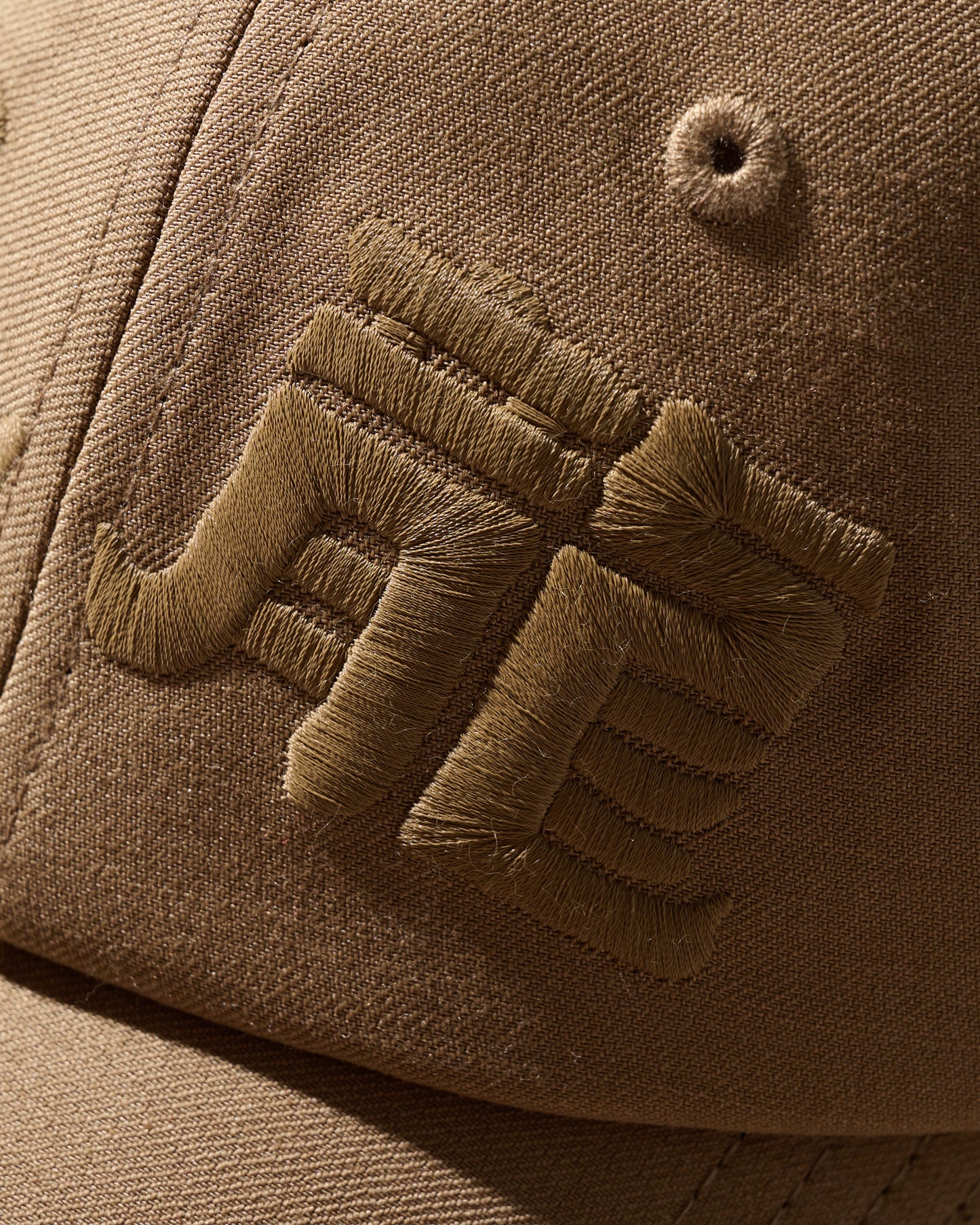 KOWLOON TWEED CAP / TAN
