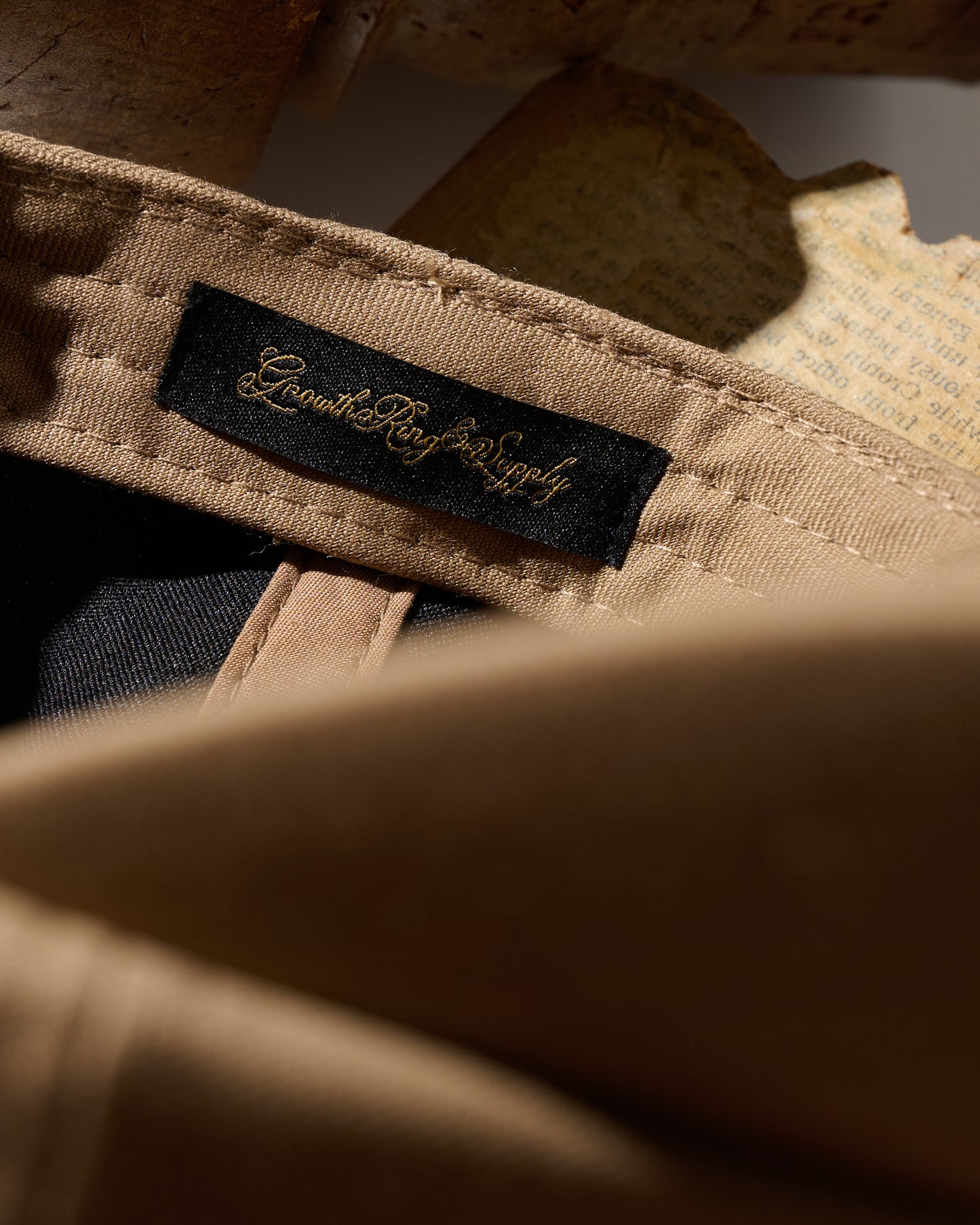 KOWLOON TWEED CAP / TAN