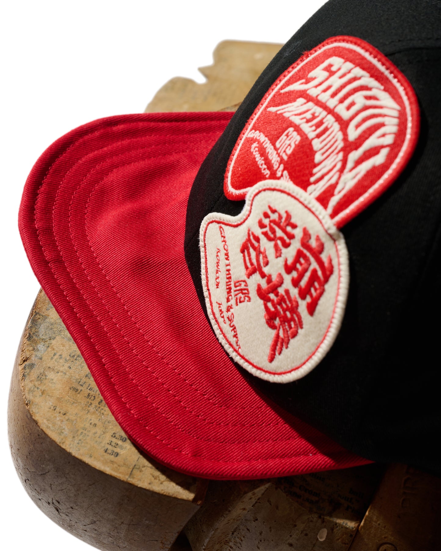 EMBROIDERY PATCH CAP / RED & BLACK