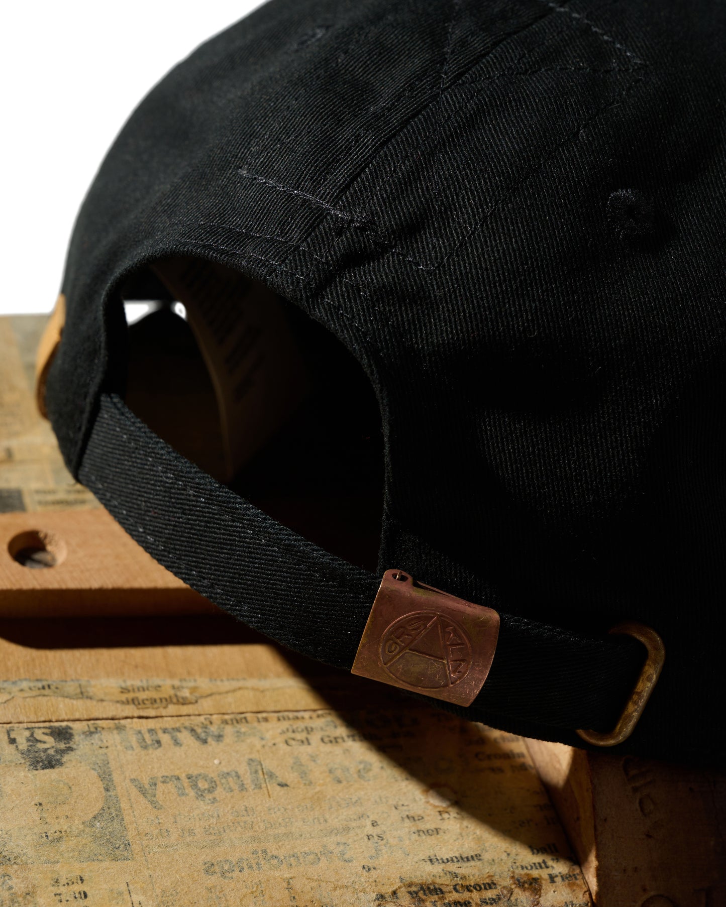 EMBROIDERY PATCH CAP / RED & BLACK