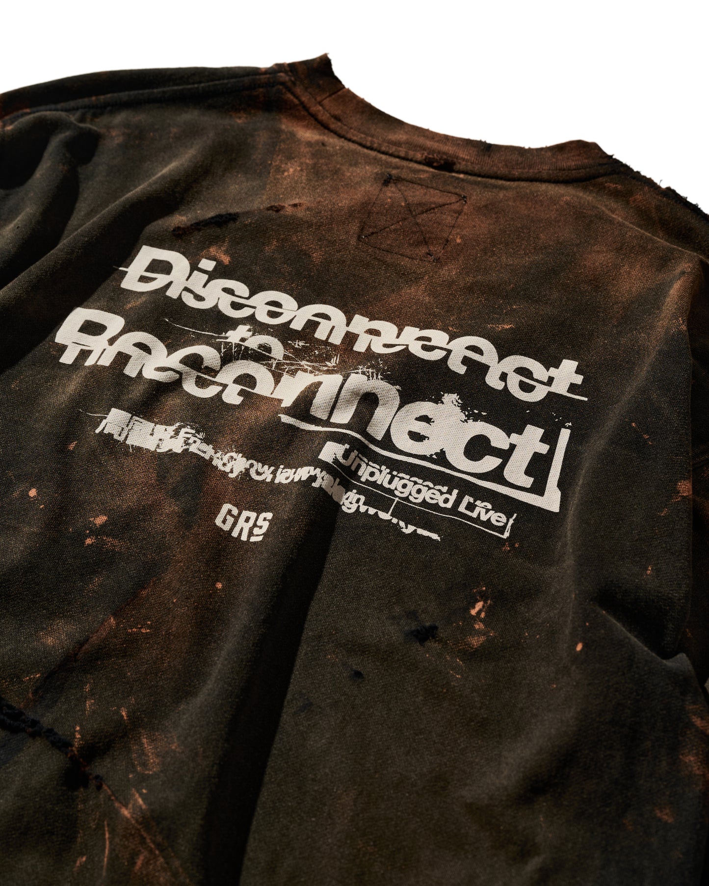 [PRE-ORDER] Disconnect To... Reconnect Unplugged Live X GRS SUN FADED DISTRESSED TEE / BLACK