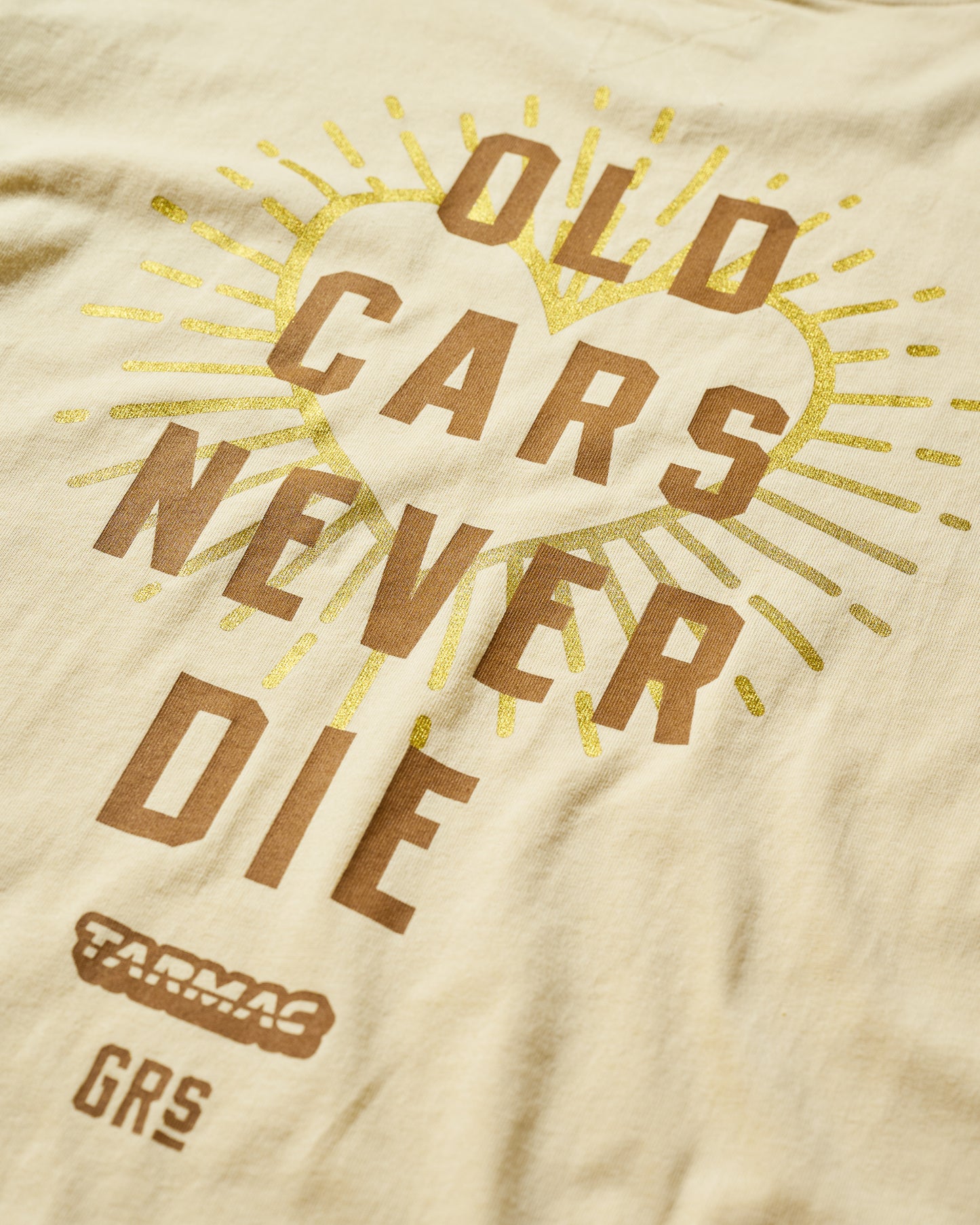 GRS X TARMAC WORKS “OLD CAR NEVER DIE” TEE