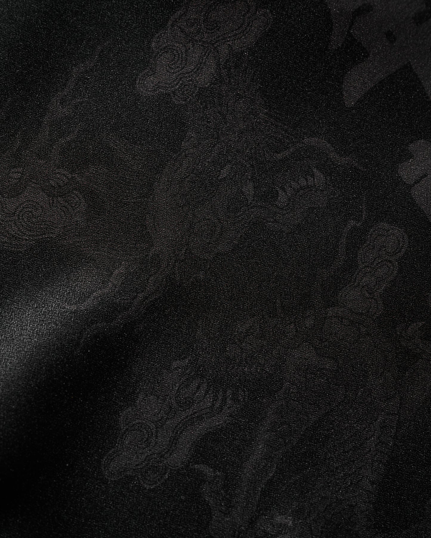 DOUBLE DRAGON OVERPRINT CREPE SHIRT / MONO BLACK