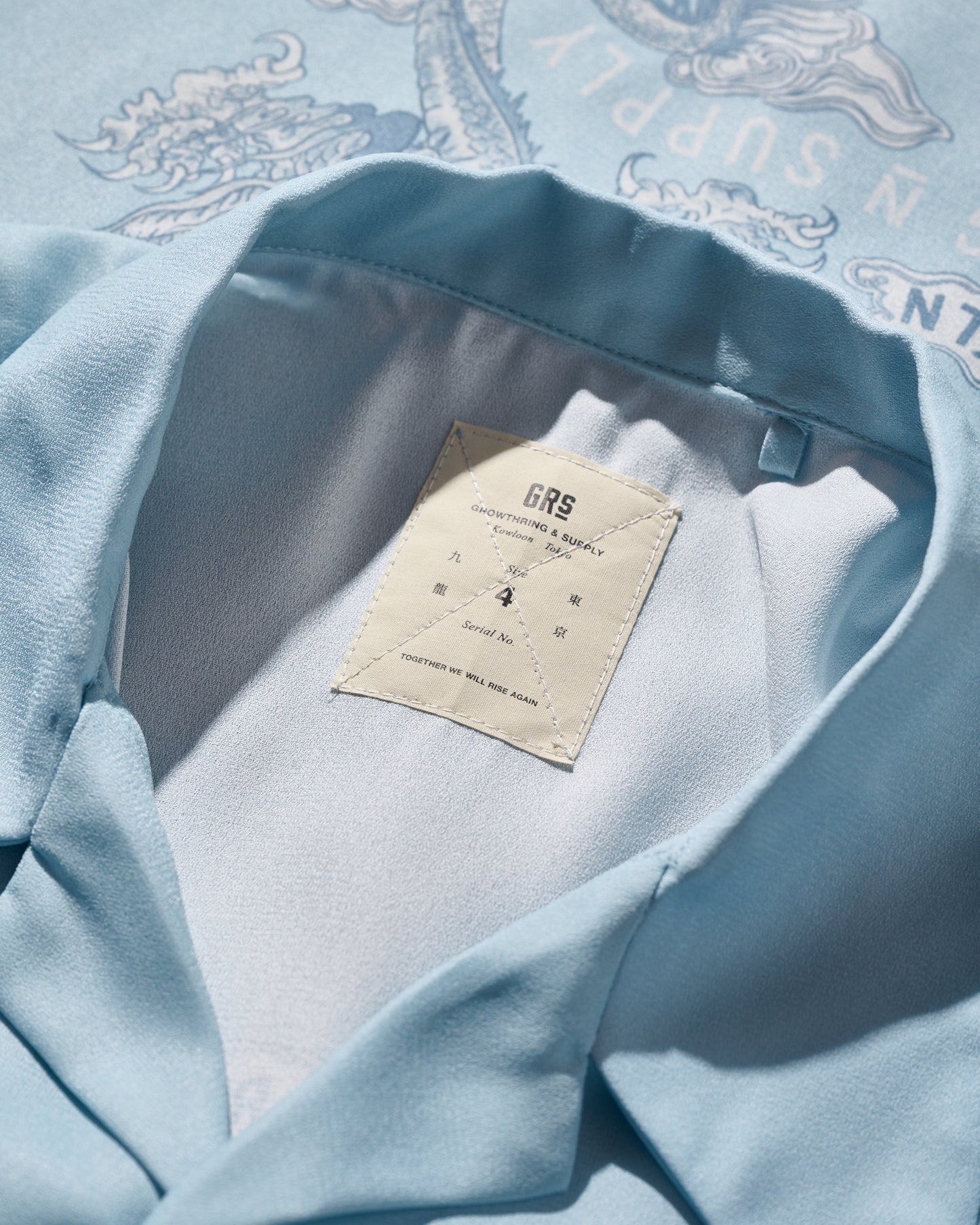 DOUBLE DRAGON OVERPRINT CREPE SHIRT / SEASIDE BLUE