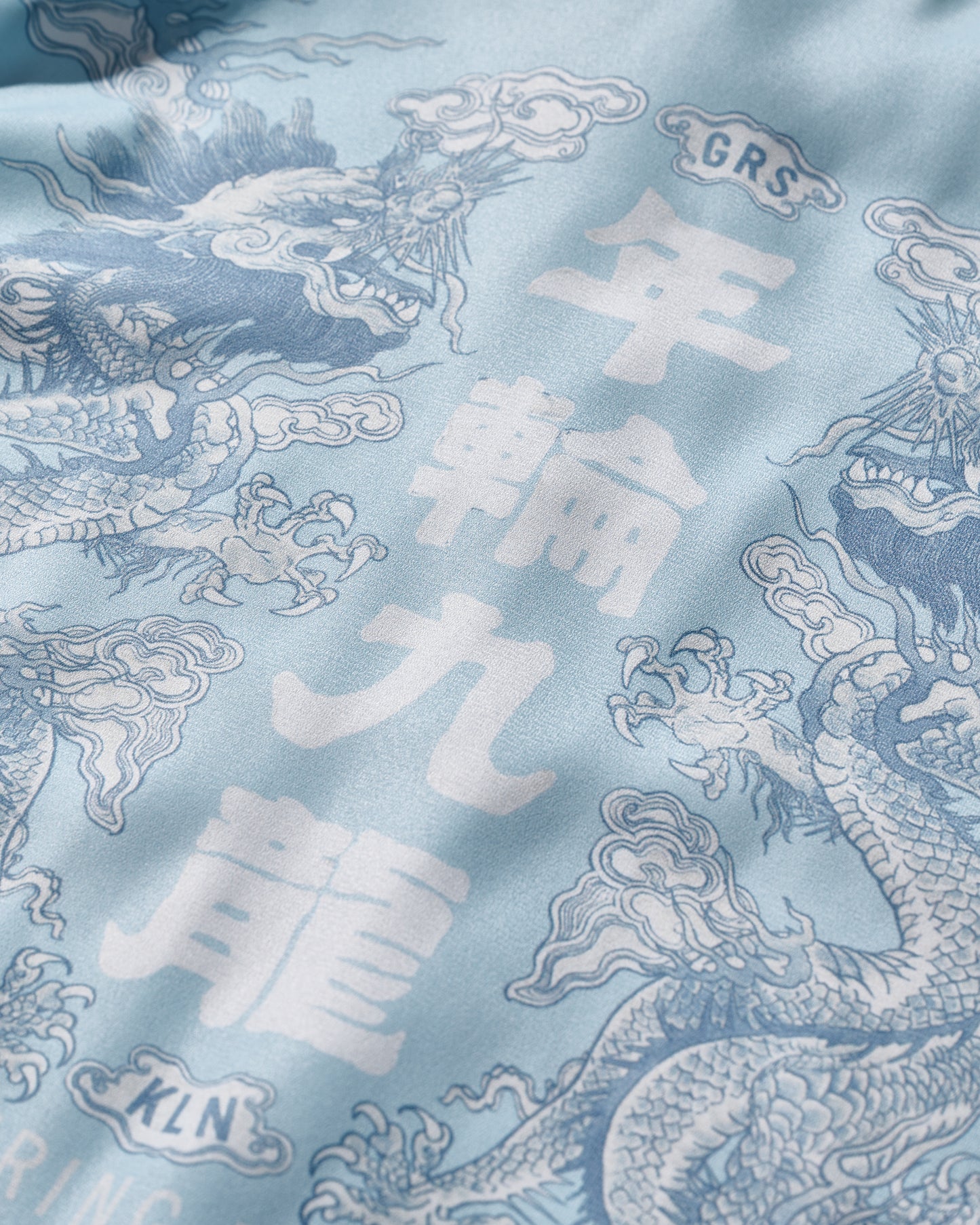 DOUBLE DRAGON OVERPRINT CREPE SHIRT / SEASIDE BLUE