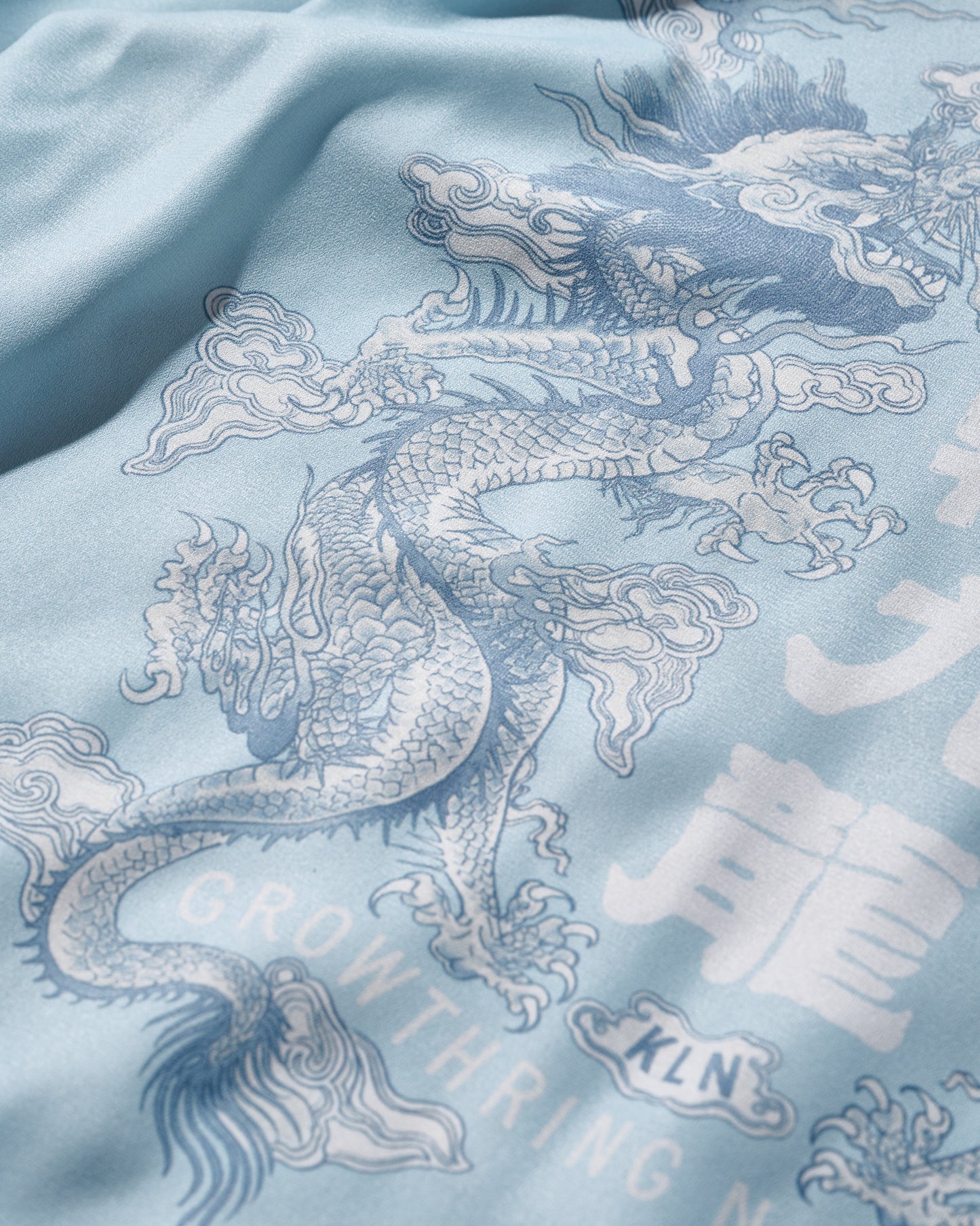 DOUBLE DRAGON OVERPRINT CREPE SHIRT / SEASIDE BLUE