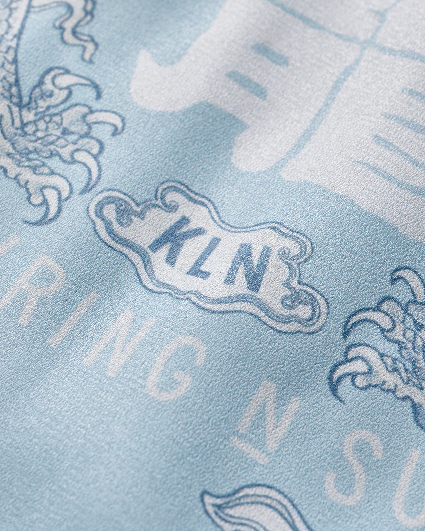 DOUBLE DRAGON OVERPRINT CREPE SHIRT / SEASIDE BLUE