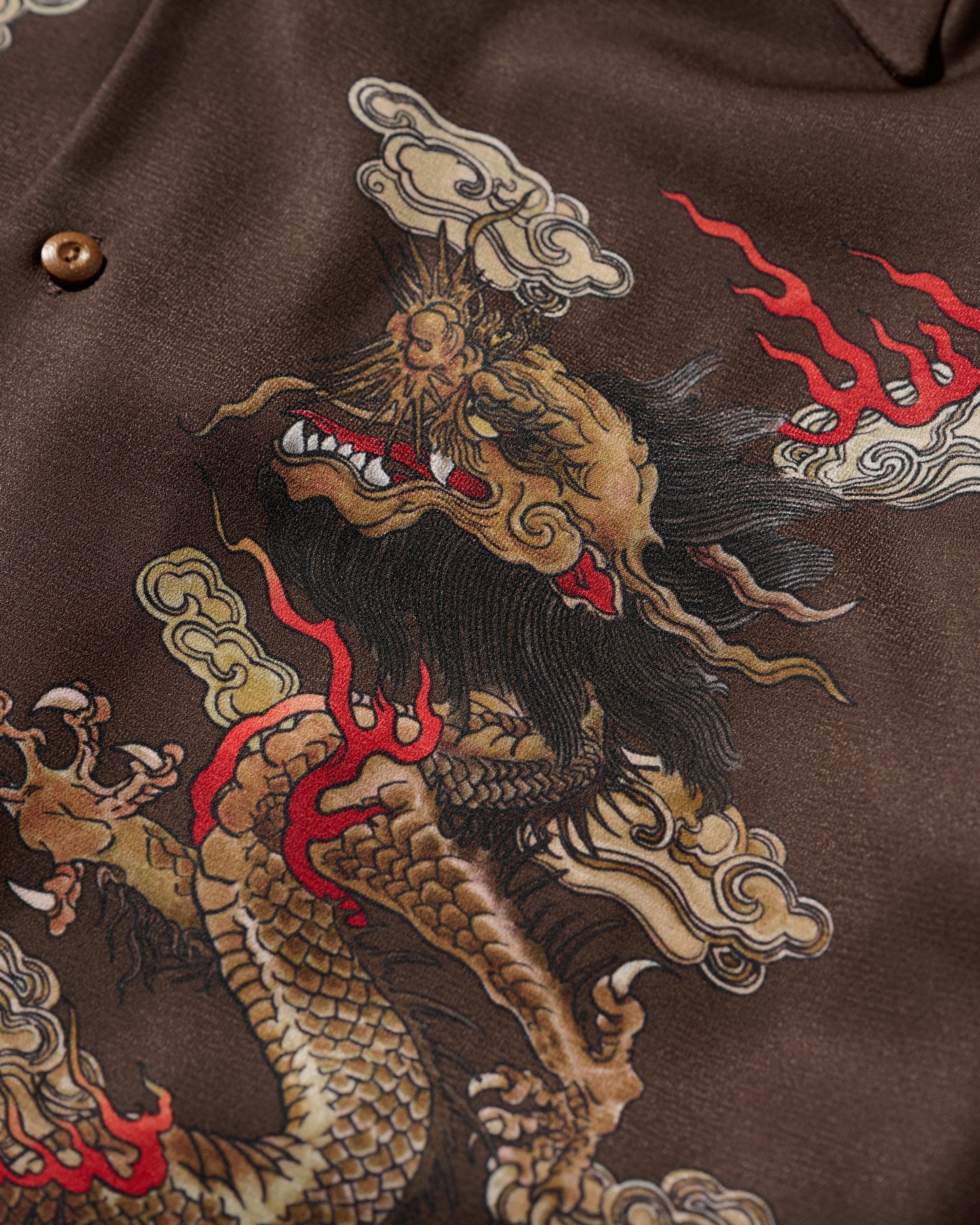 DOUBLE DRAGON OVERPRINT CREPE SHIRT / BROWN