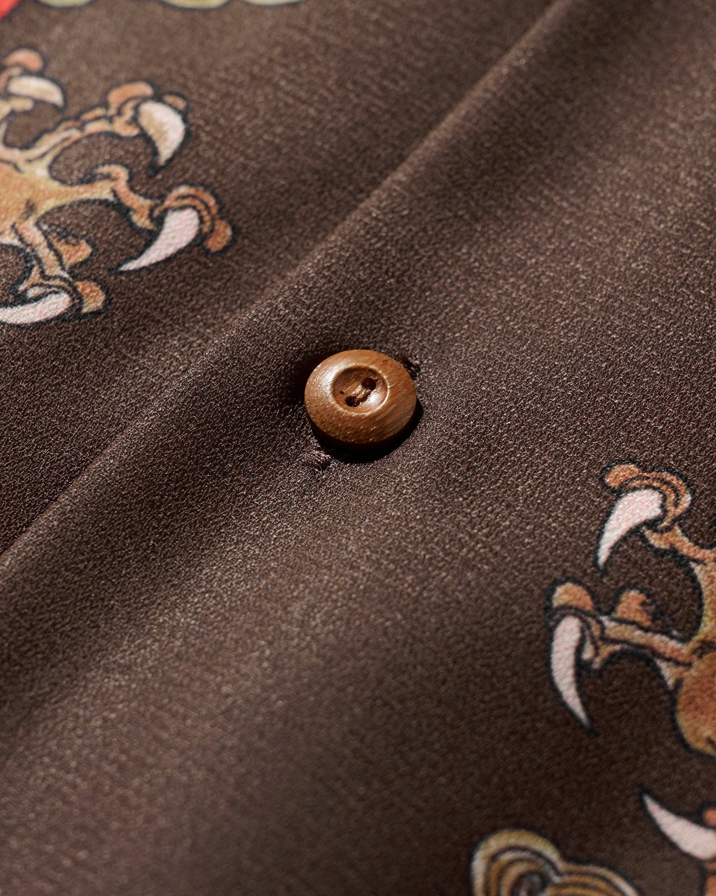 DOUBLE DRAGON OVERPRINT CREPE SHIRT / BROWN