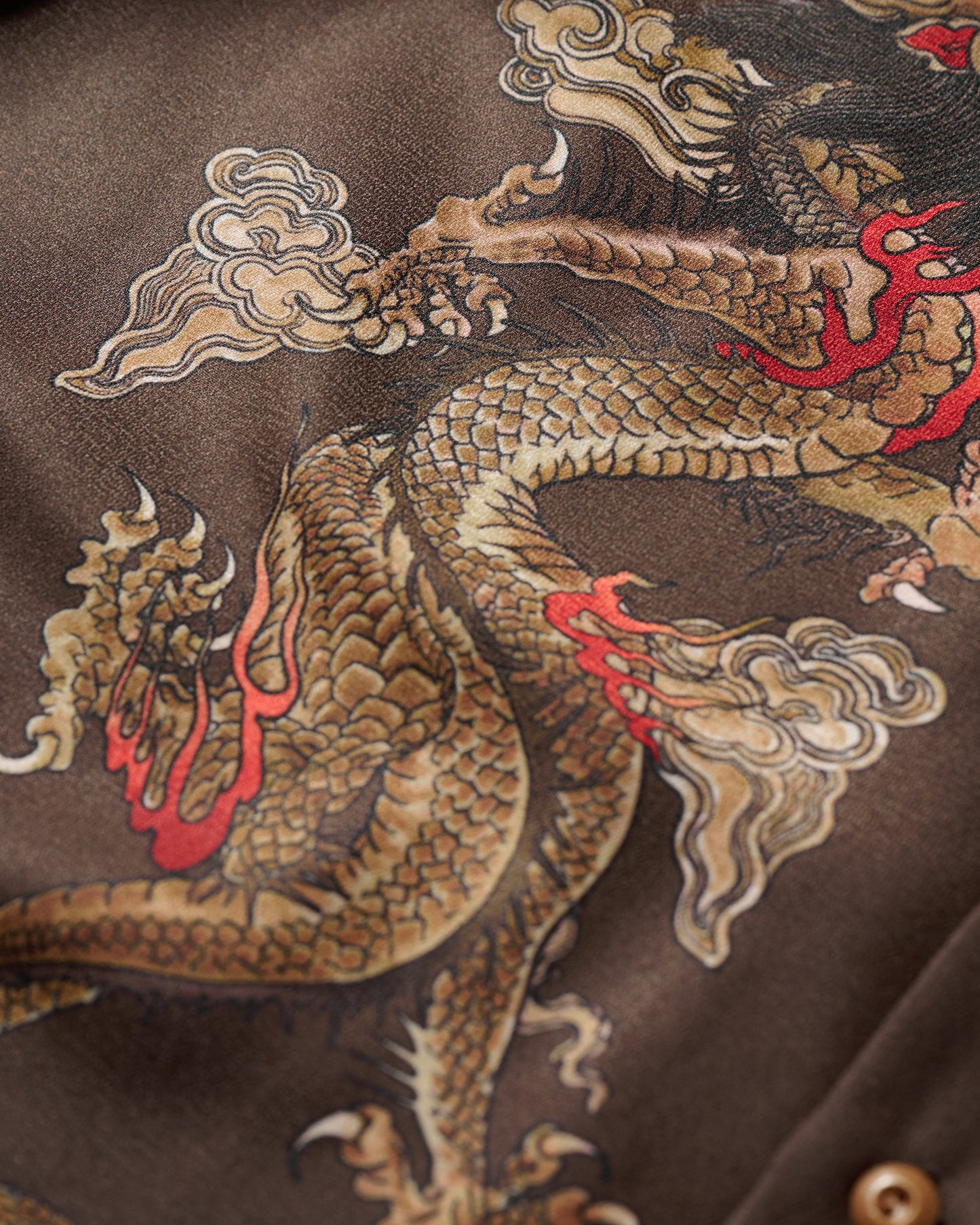 DOUBLE DRAGON OVERPRINT CREPE SHIRT / BROWN