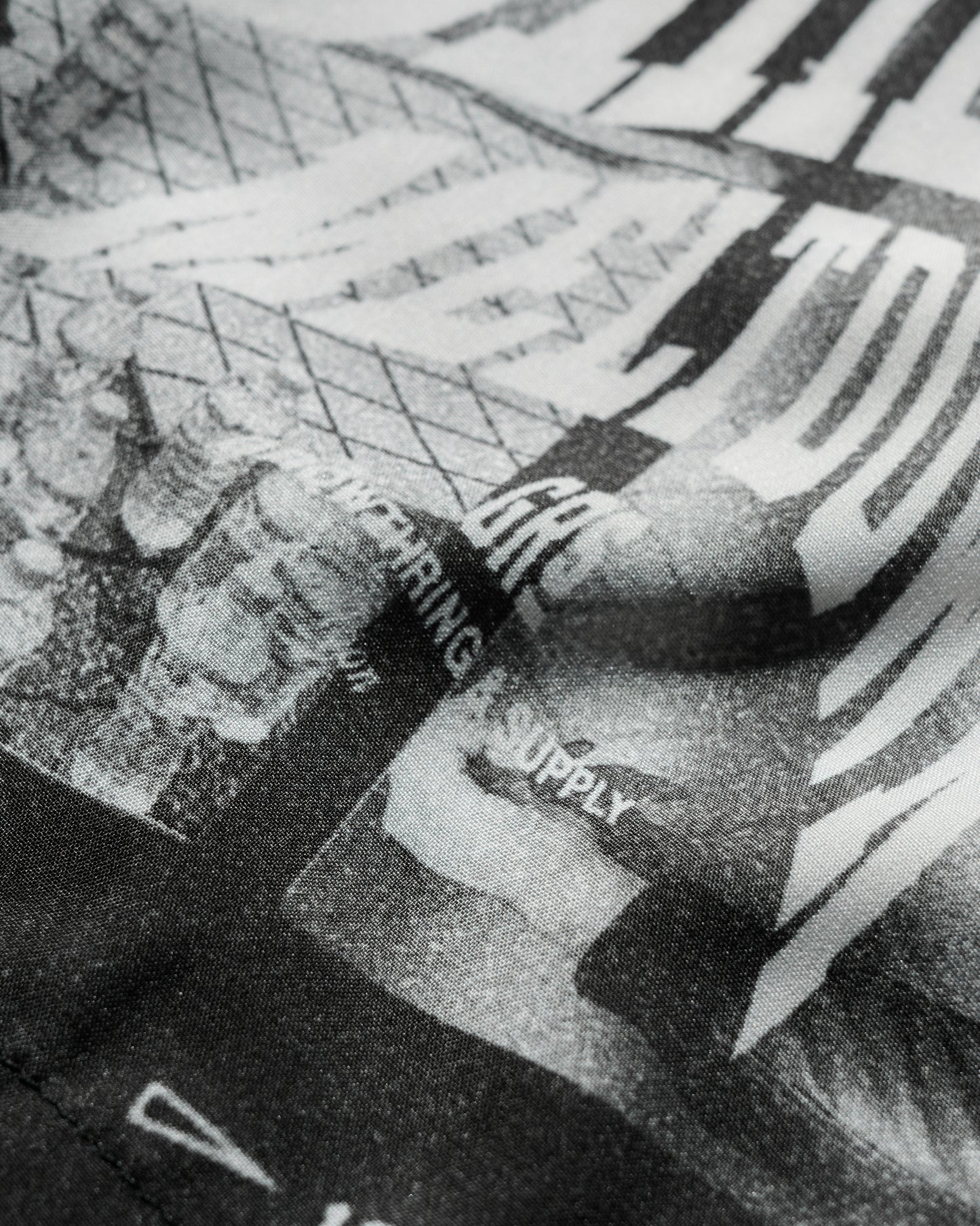 PHOTOPRINT SHIRT / BLACK & WHITE