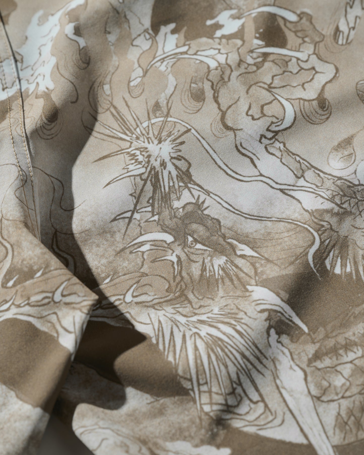 DOWNHILL TIGER & DRAGON  SWIM SHORTS / SAFARI