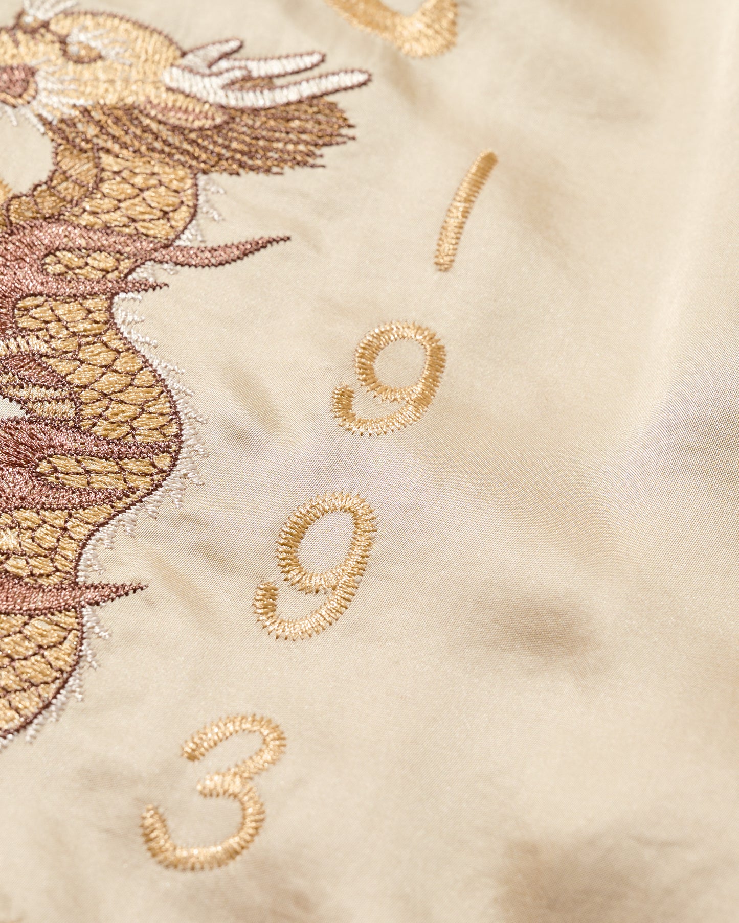 KOWLOON WALLED CITY SILK SHIRT / DESERT BEIGE