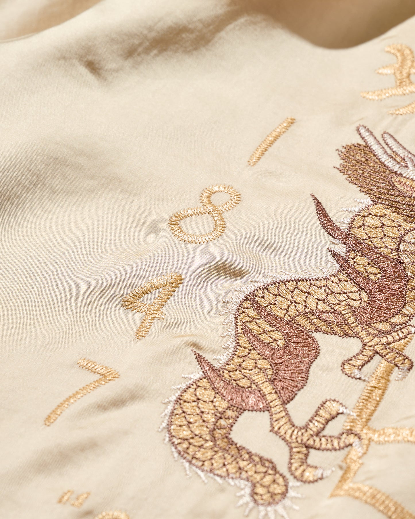 KOWLOON WALLED CITY SILK SHIRT / DESERT BEIGE