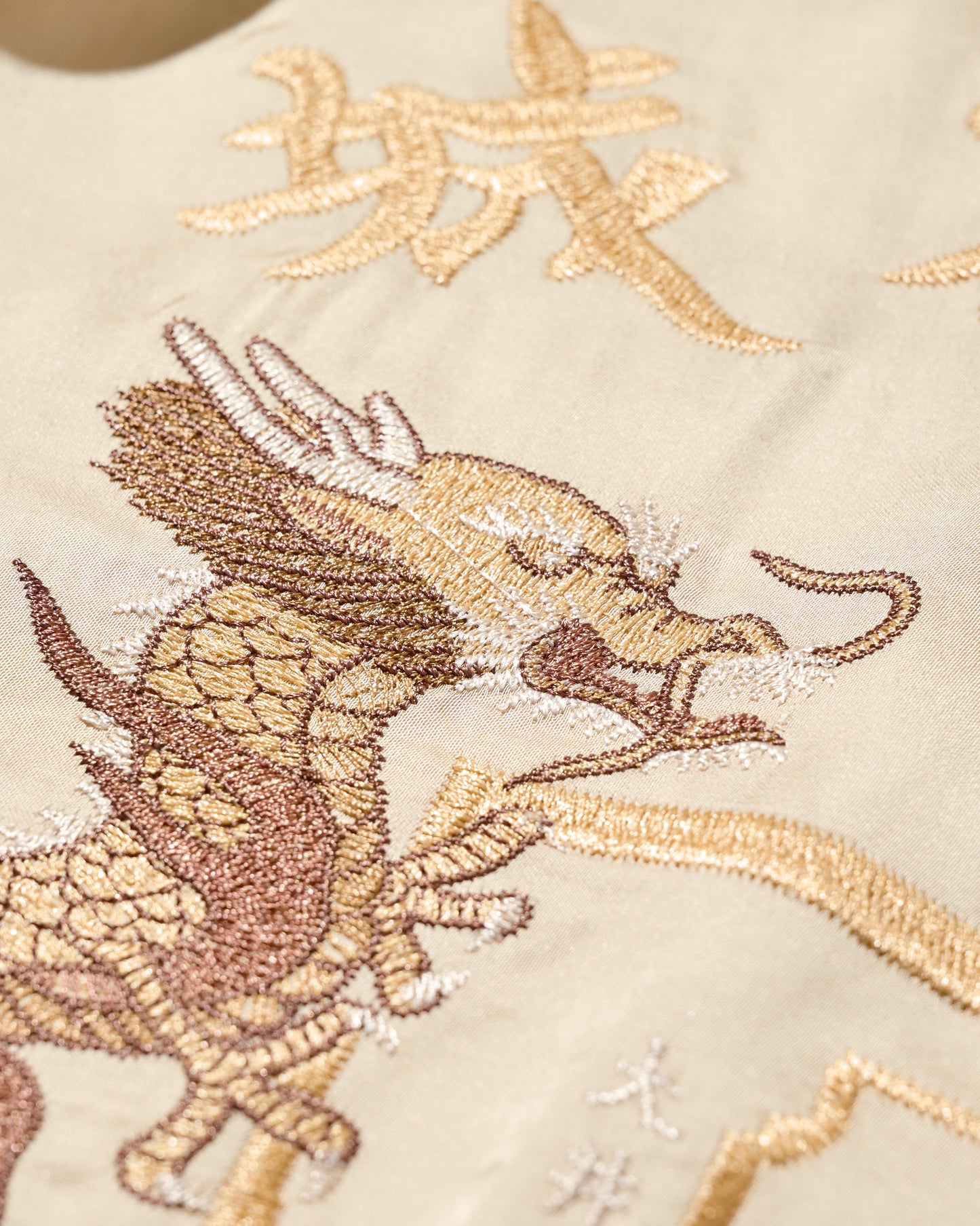 KOWLOON WALLED CITY SILK SHIRT / DESERT BEIGE
