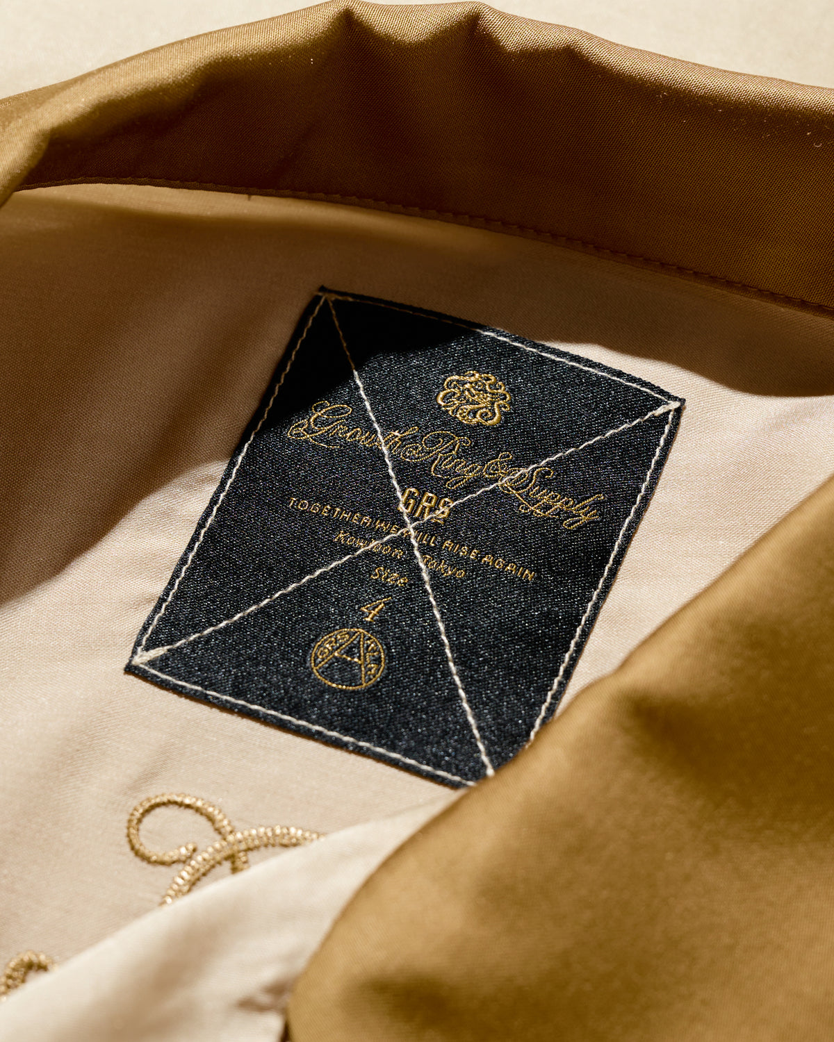 KOWLOON “HAW PAR” SHIRT / DESERT BEIGE