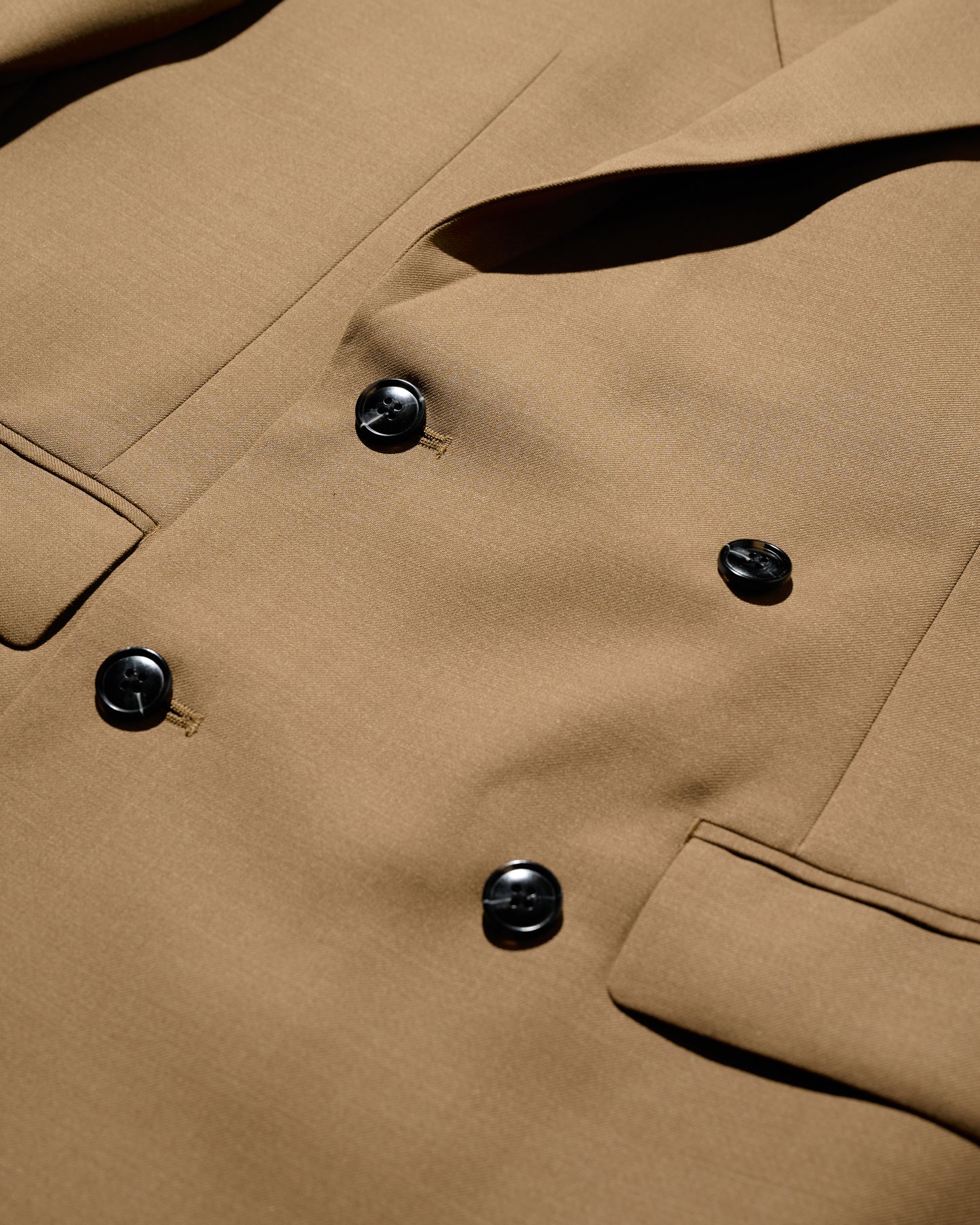 DOUBLE BREASTED TWEED BLAZER / TAN