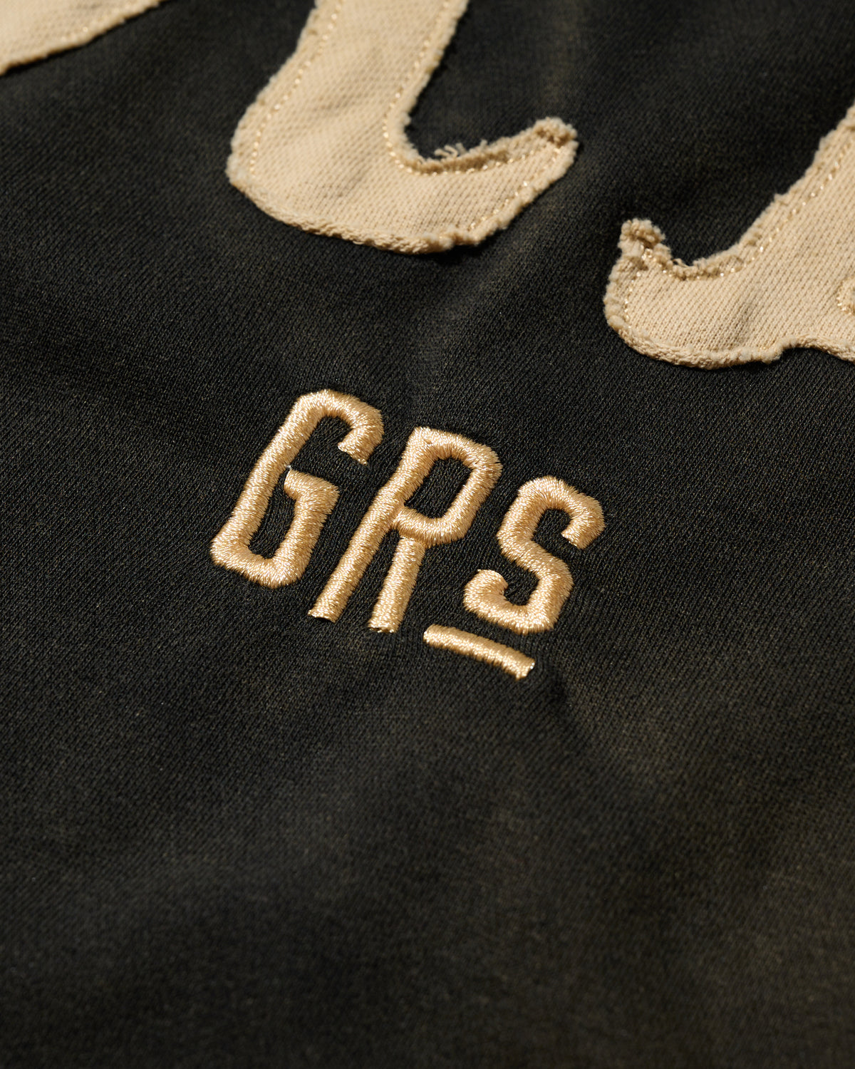 GRS FADED DISTRESSED RED KOWLOON TEE  - WHITE ON BLACK