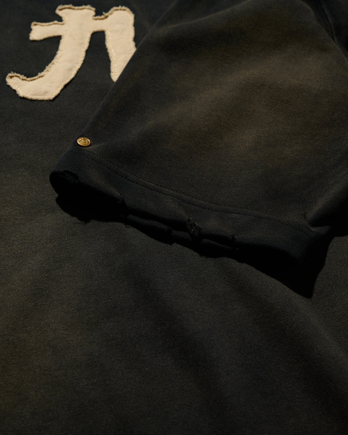 GRS FADED DISTRESSED RED KOWLOON TEE  - WHITE ON BLACK