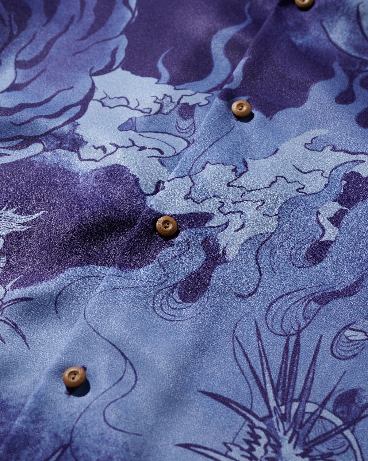 DRAGON & TIGER OVERPRINT CREPE SHIRT / INDIGO BLUE