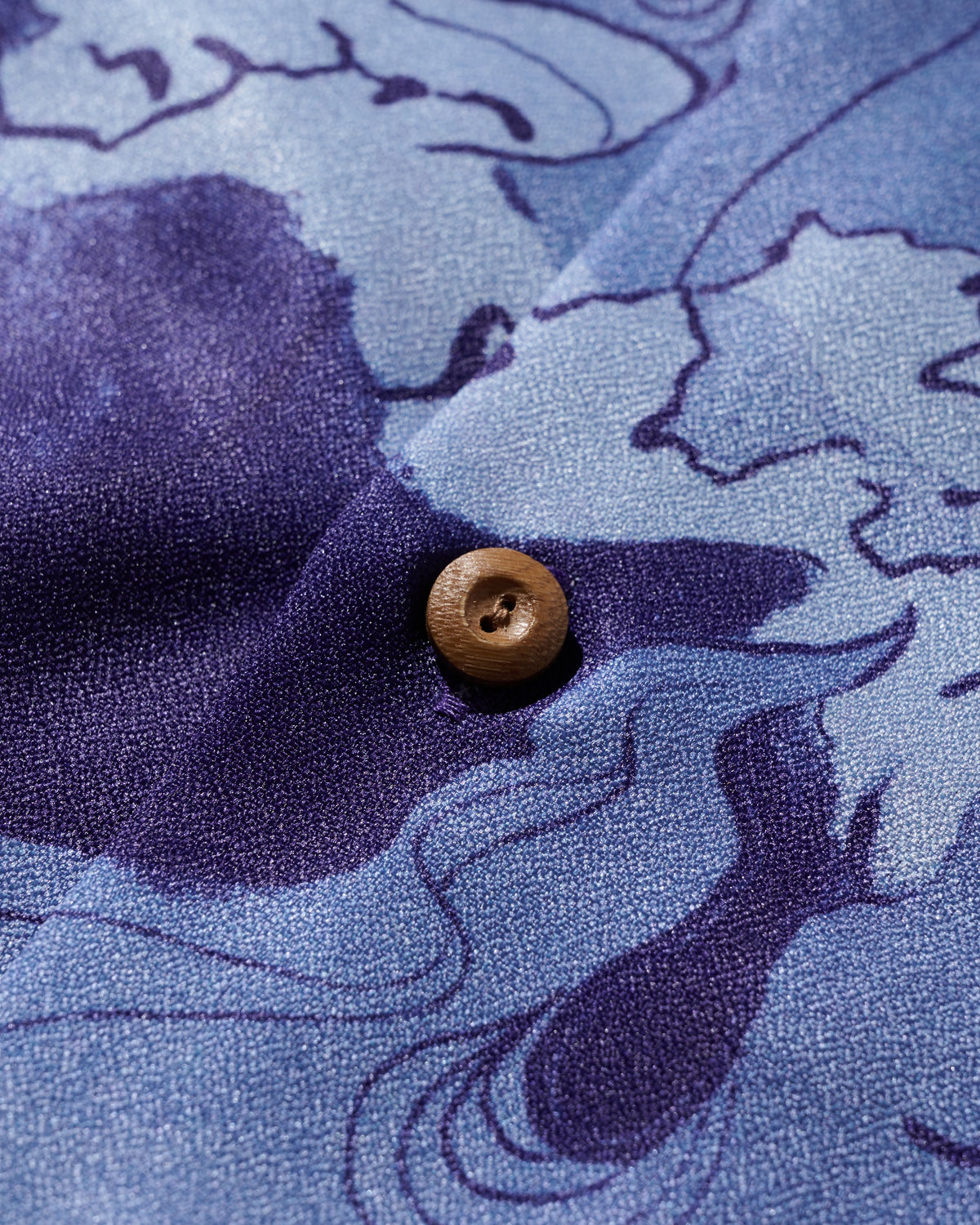 DRAGON & TIGER OVERPRINT CREPE SHIRT / INDIGO BLUE