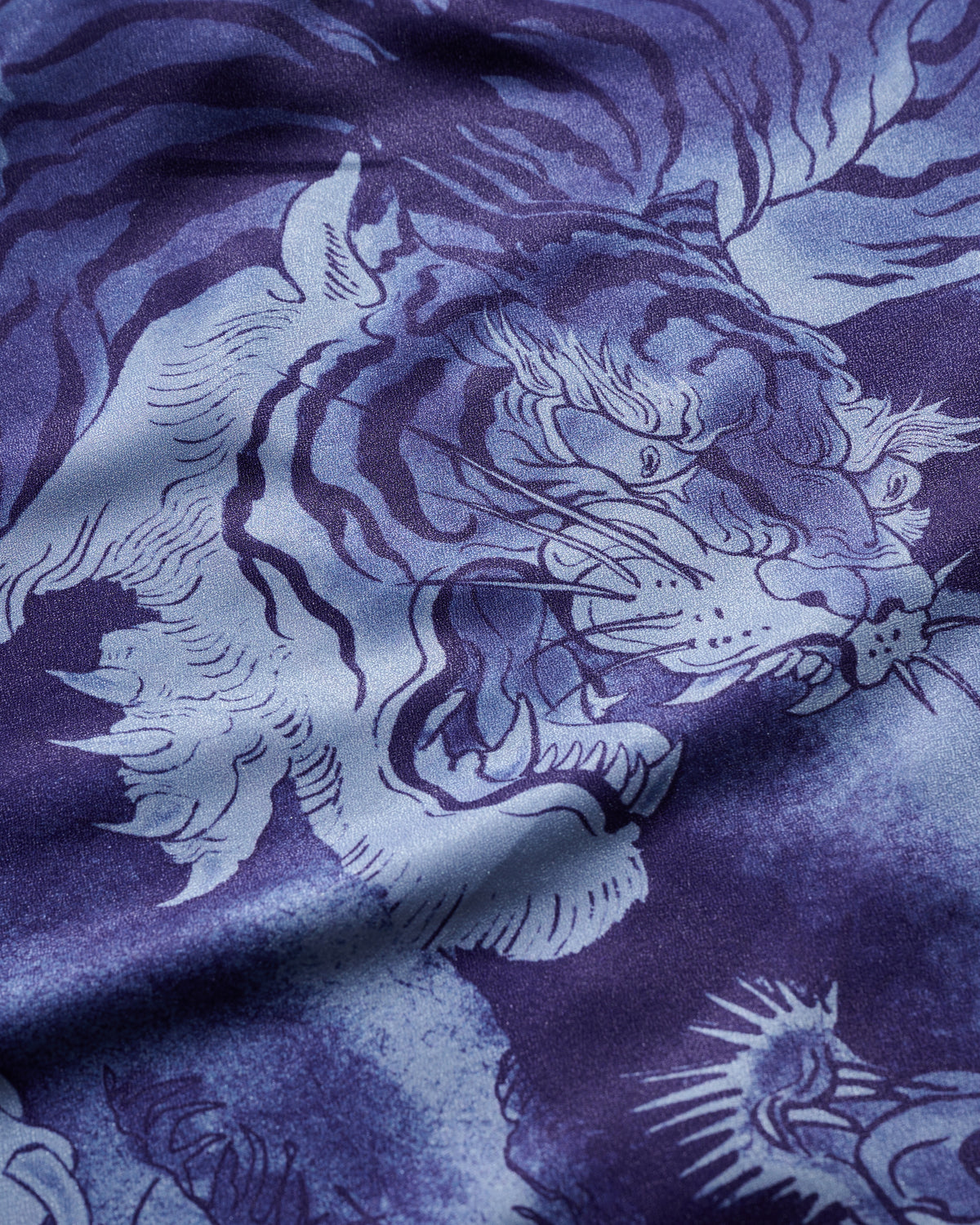 DRAGON & TIGER OVERPRINT CREPE SHIRT / INDIGO BLUE