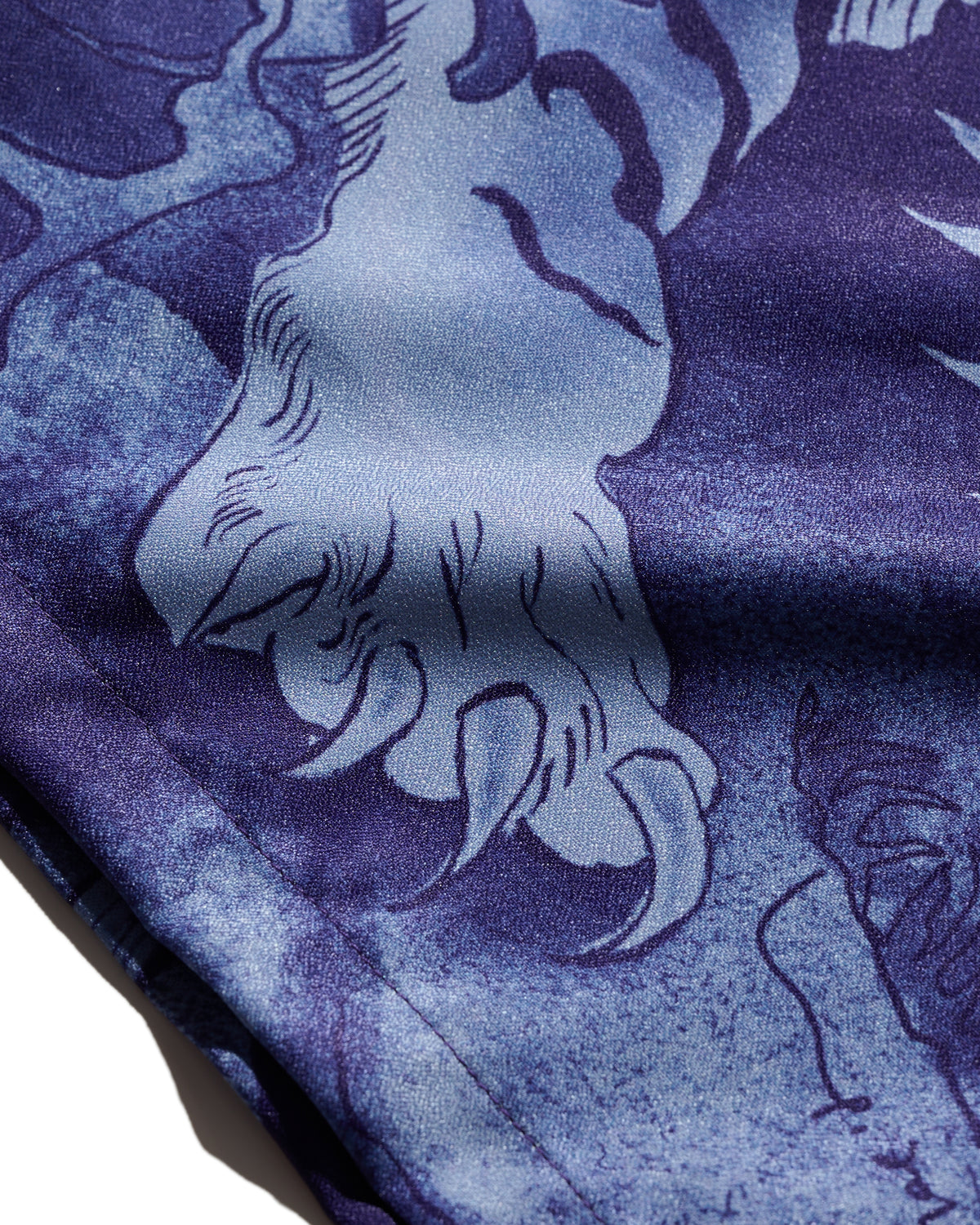 DRAGON & TIGER OVERPRINT CREPE SHIRT / INDIGO BLUE