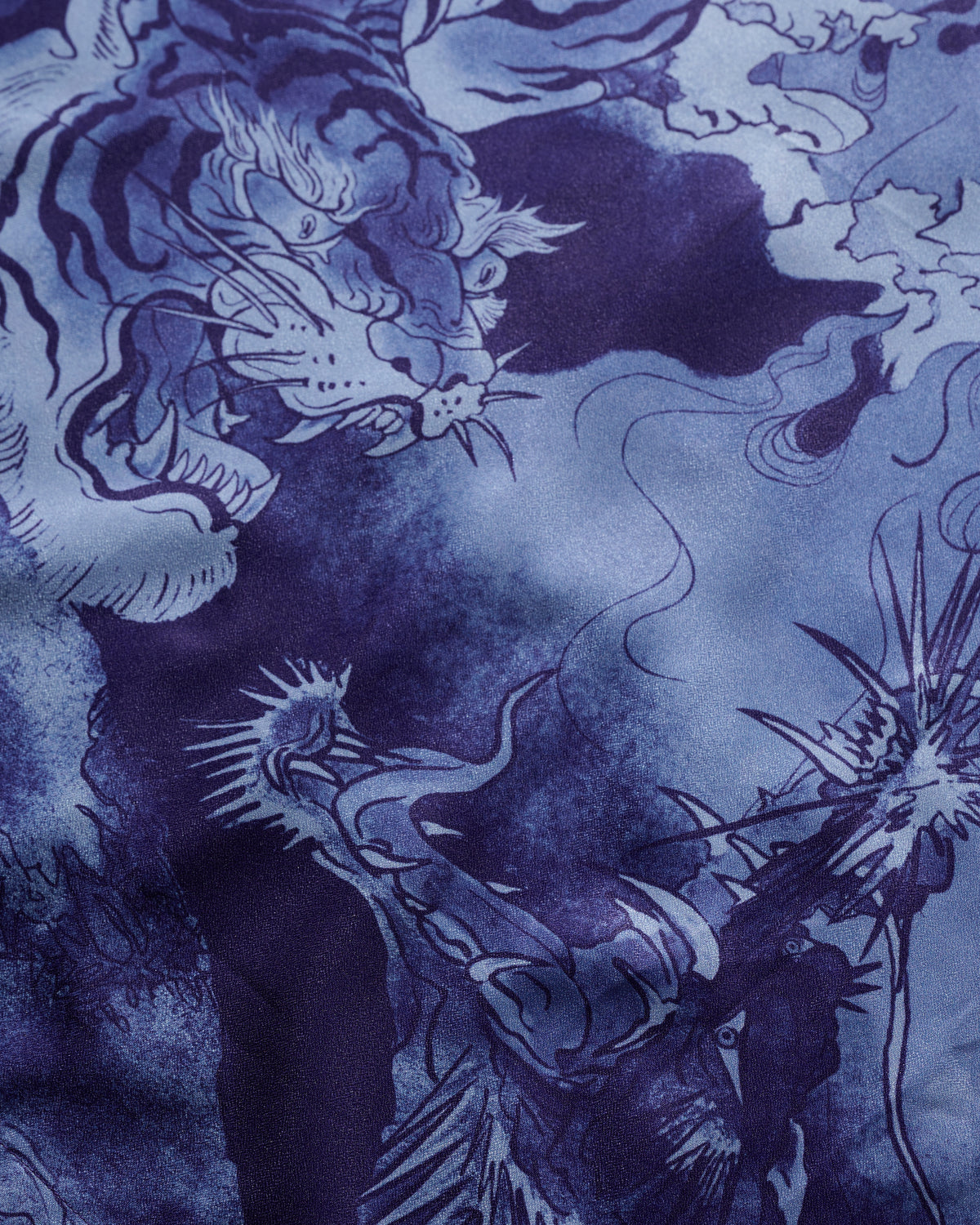 DRAGON & TIGER OVERPRINT CREPE SHIRT / INDIGO BLUE