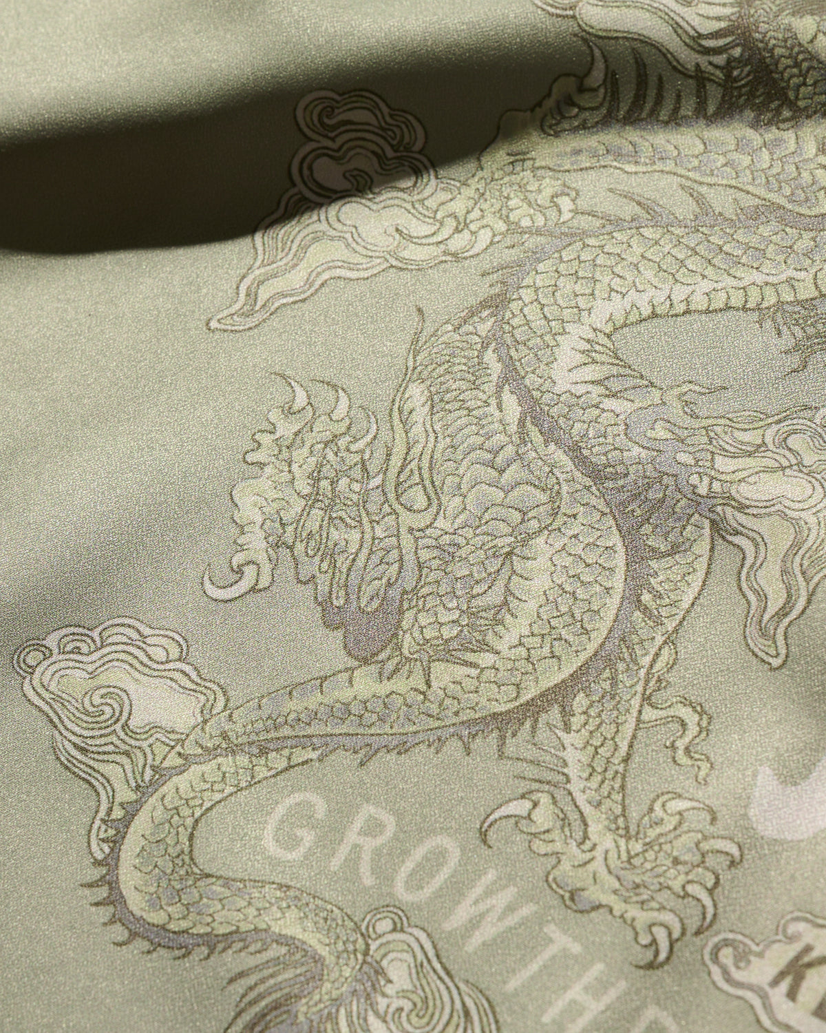DOUBLE DRAGON OVERPRINT CREPE SHIRT / SAGE GREEN