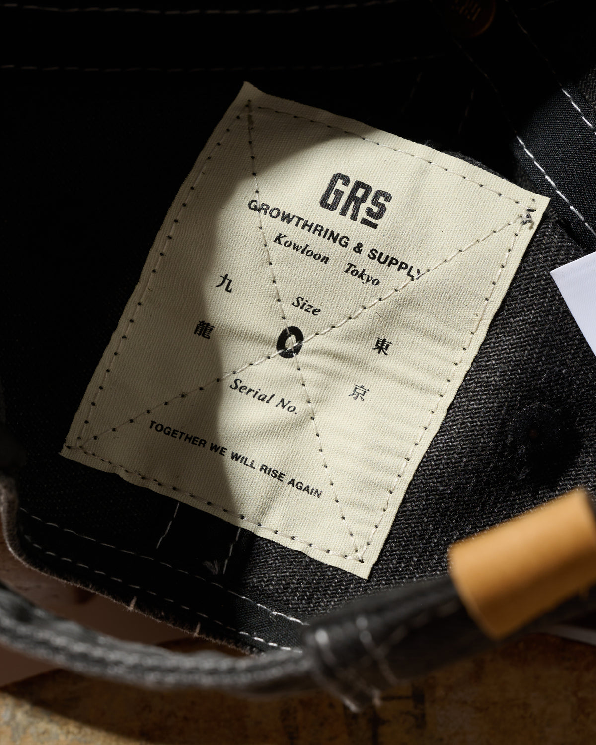 GRS FADED WASHED QUILTED KOWLOON CAP / BLACK ON WHITE