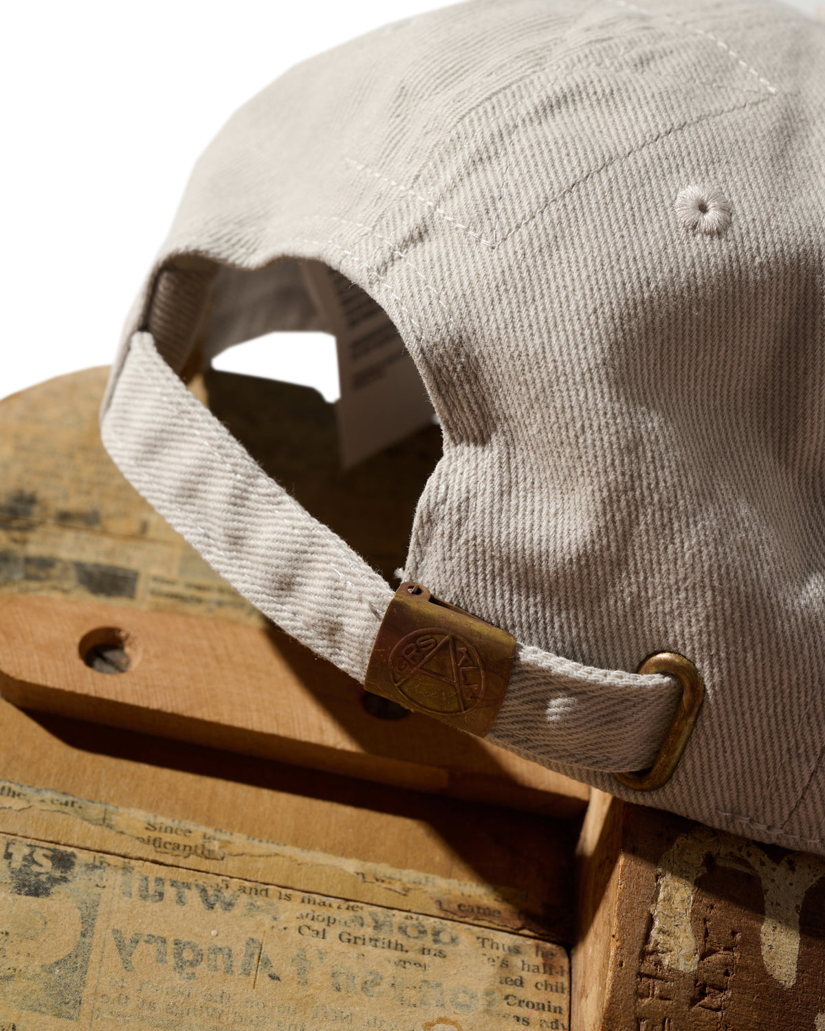 GRS FADED WASHED QUILTED KOWLOON CAP / GREY WHITE