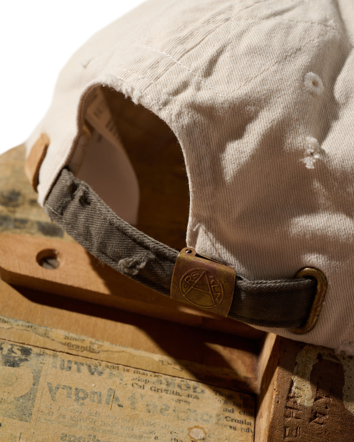 SUN FADED DISTRESSED “KOWLOON” TWO TONE CAP / DIRTY PINK