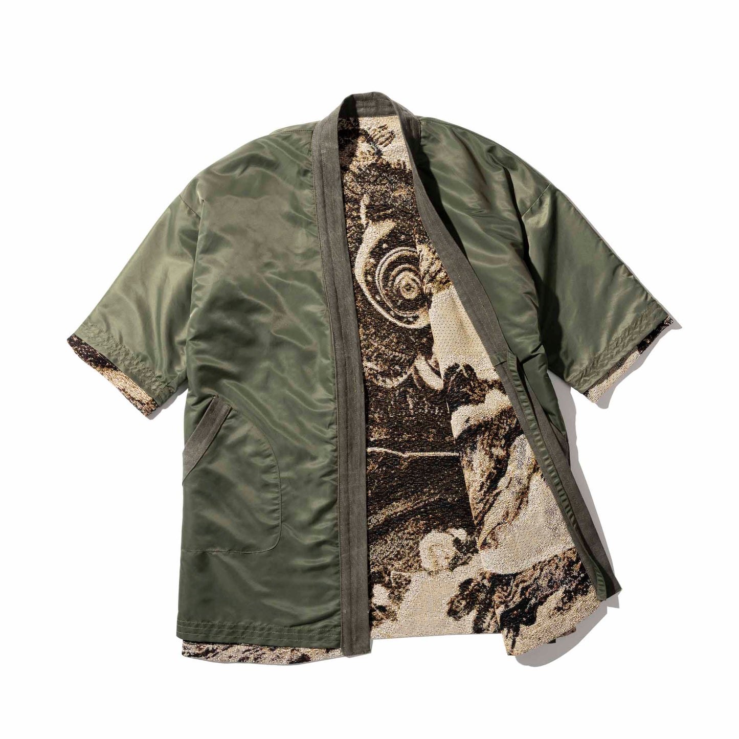 Rising Lion Reversible Jacquard Kimono