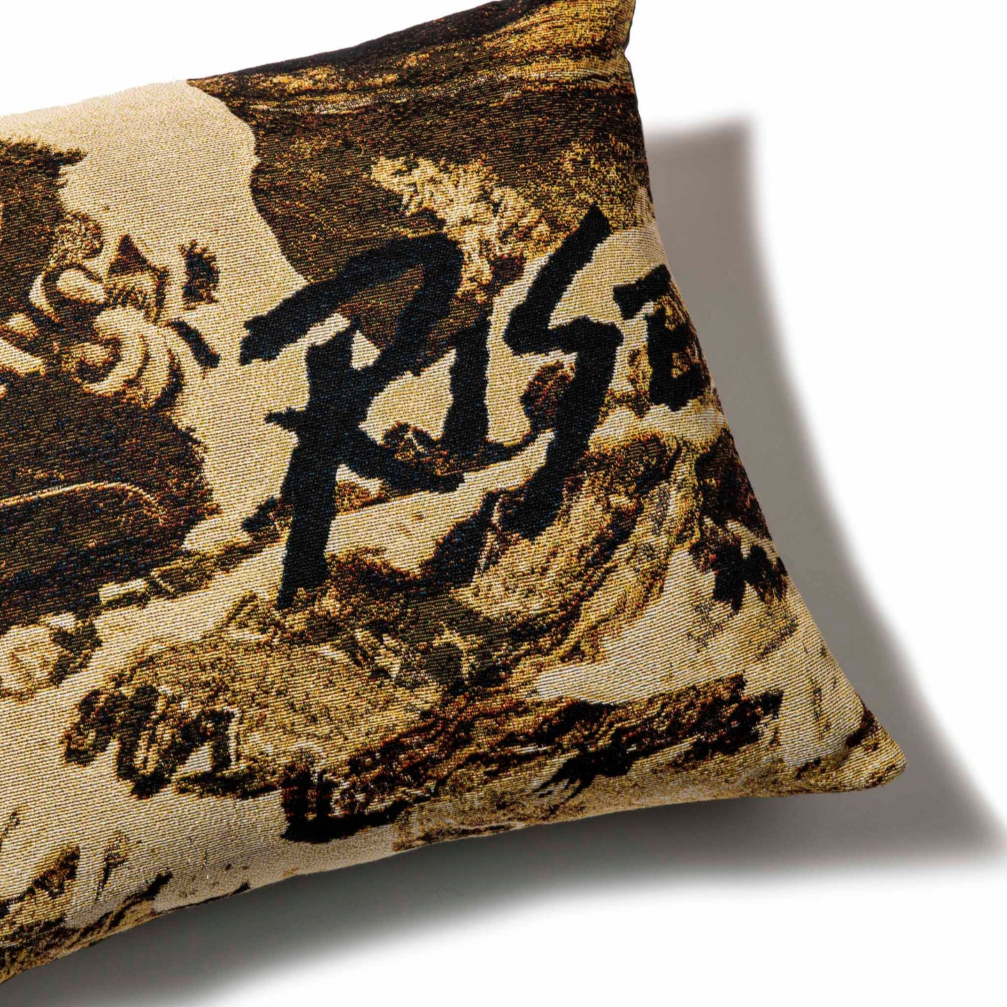 GRS Themed Cushion / Rising Lion